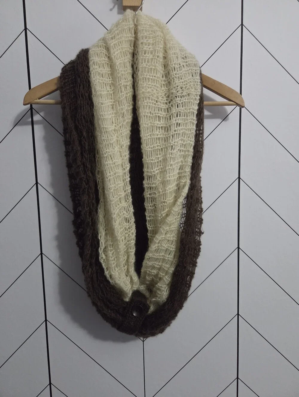 NWOT Super Soft Dual-Layer Two-Tone Infinity Scarf Cuffed with Button